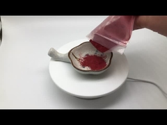 Красный порошок